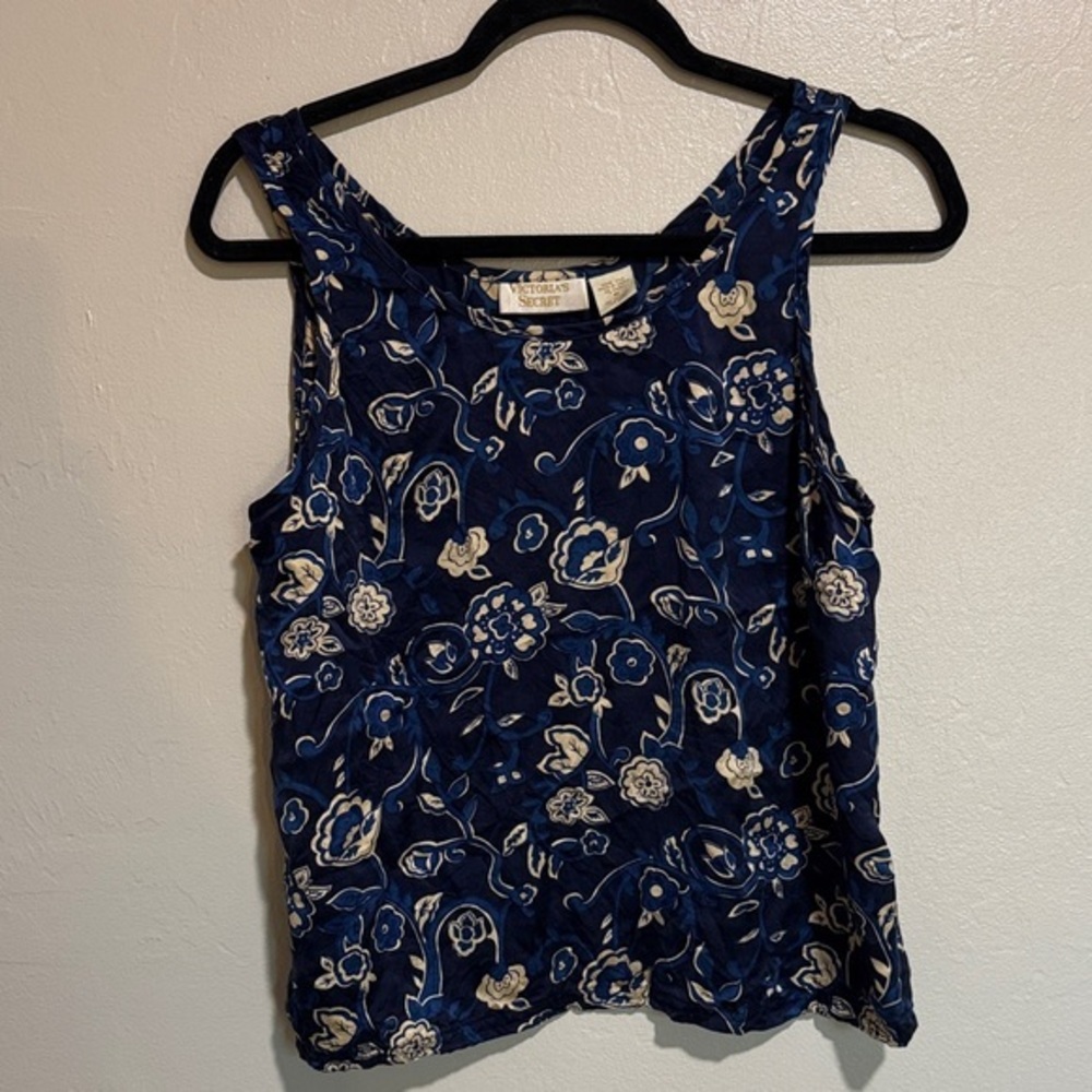 Vintage Victoria’s Secret 100% silk size small top